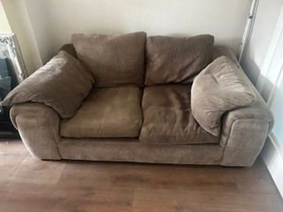 2 Seater Couch - Image 2