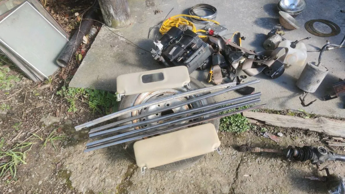 Classic Mini Cooper  SPI/MPI  Parts - Image 1