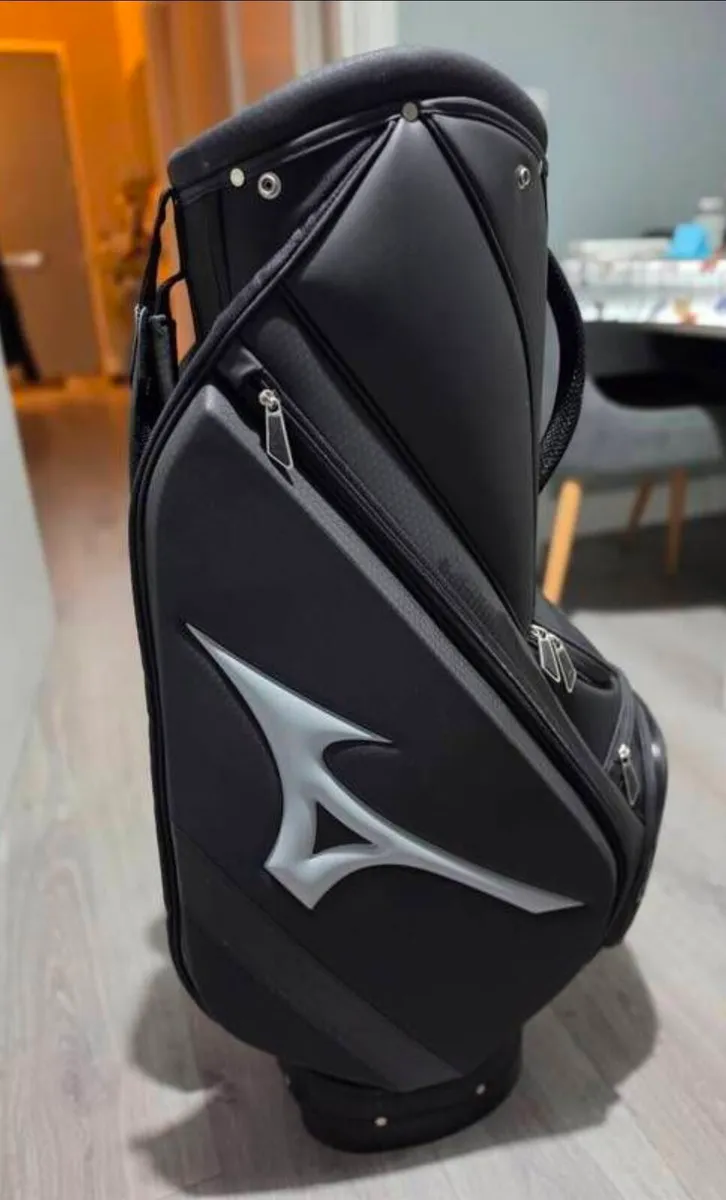 Mizuno tour midsize bag - Image 1