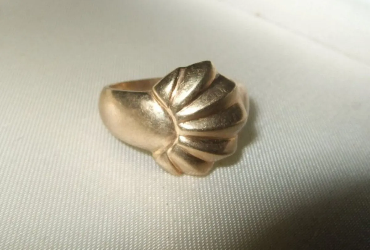 Vintage 9ct Gold 'Oyster' Ring - Image 3