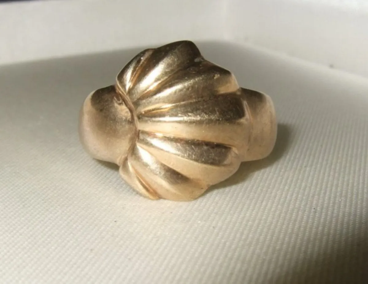Vintage 9ct Gold 'Oyster' Ring - Image 2
