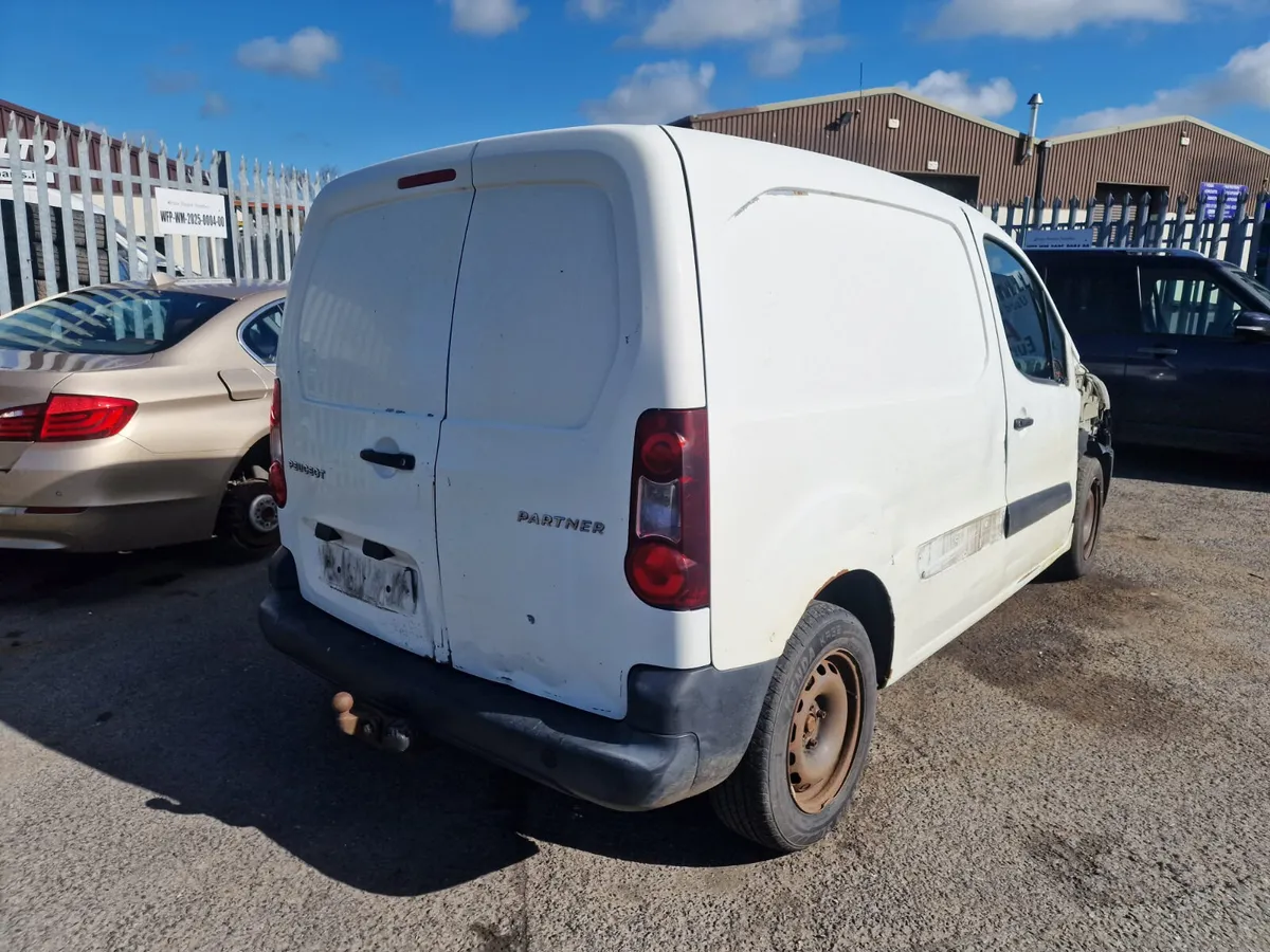 14 PEUGEOT PARTNER  1.6 HDI FOR BREAKING - Image 3