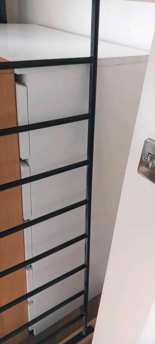 Double Bed and 2 chest of Drawer Units - Image 3