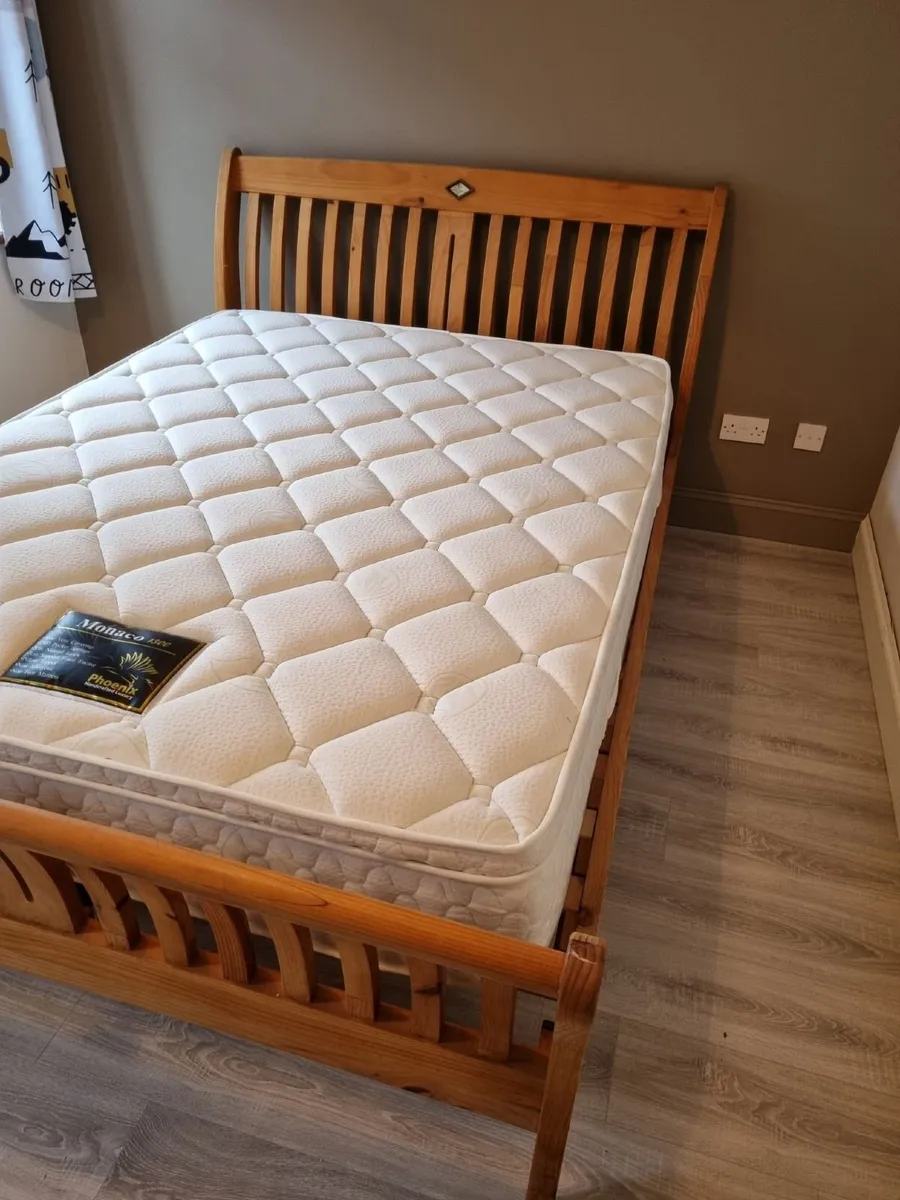 5ft Solid Wood Bed and Mattress - Image 2