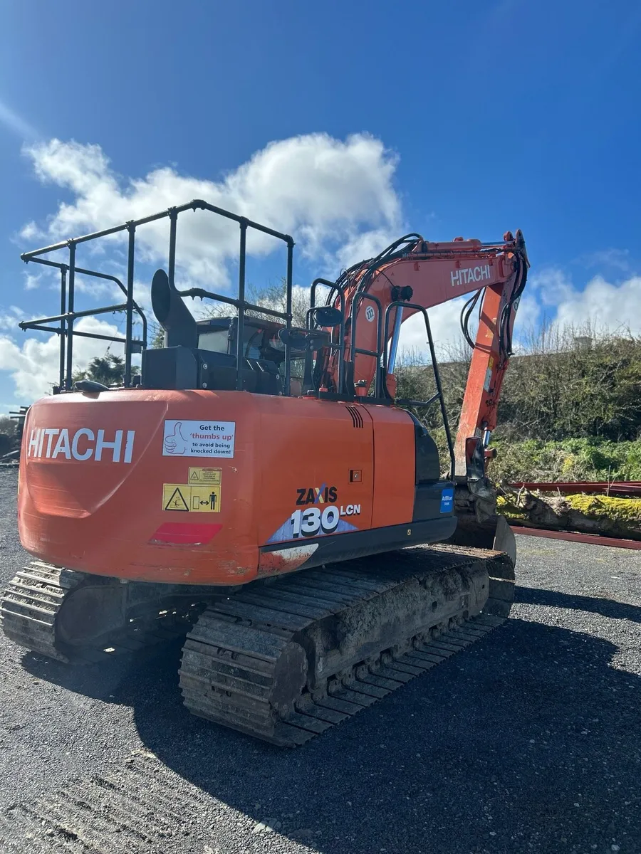 HITACHI ZAXIS 130-6 - Image 3