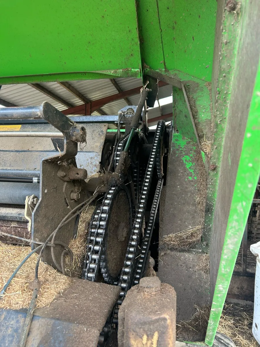 Deutz farh mp135 round baler - Image 4