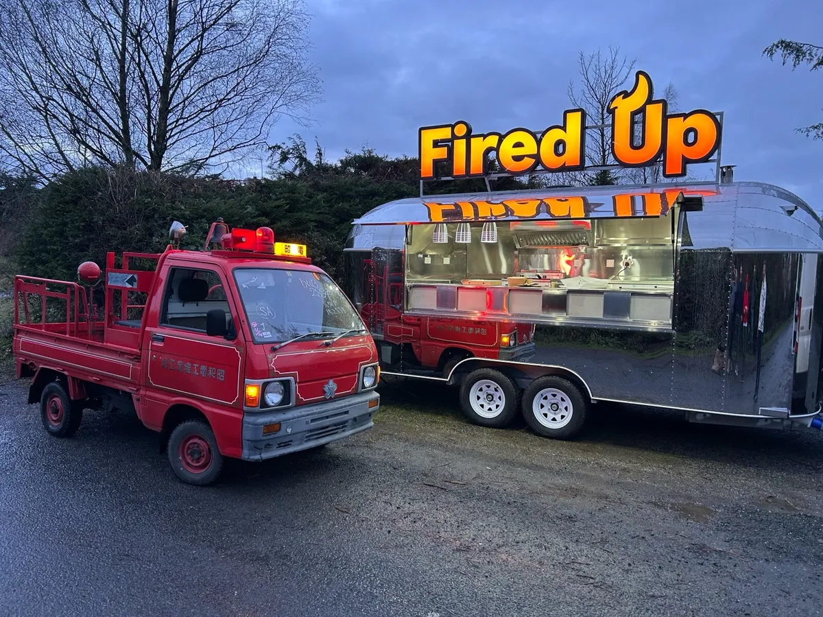 5.5M Airstream Food Trailer - Image 2