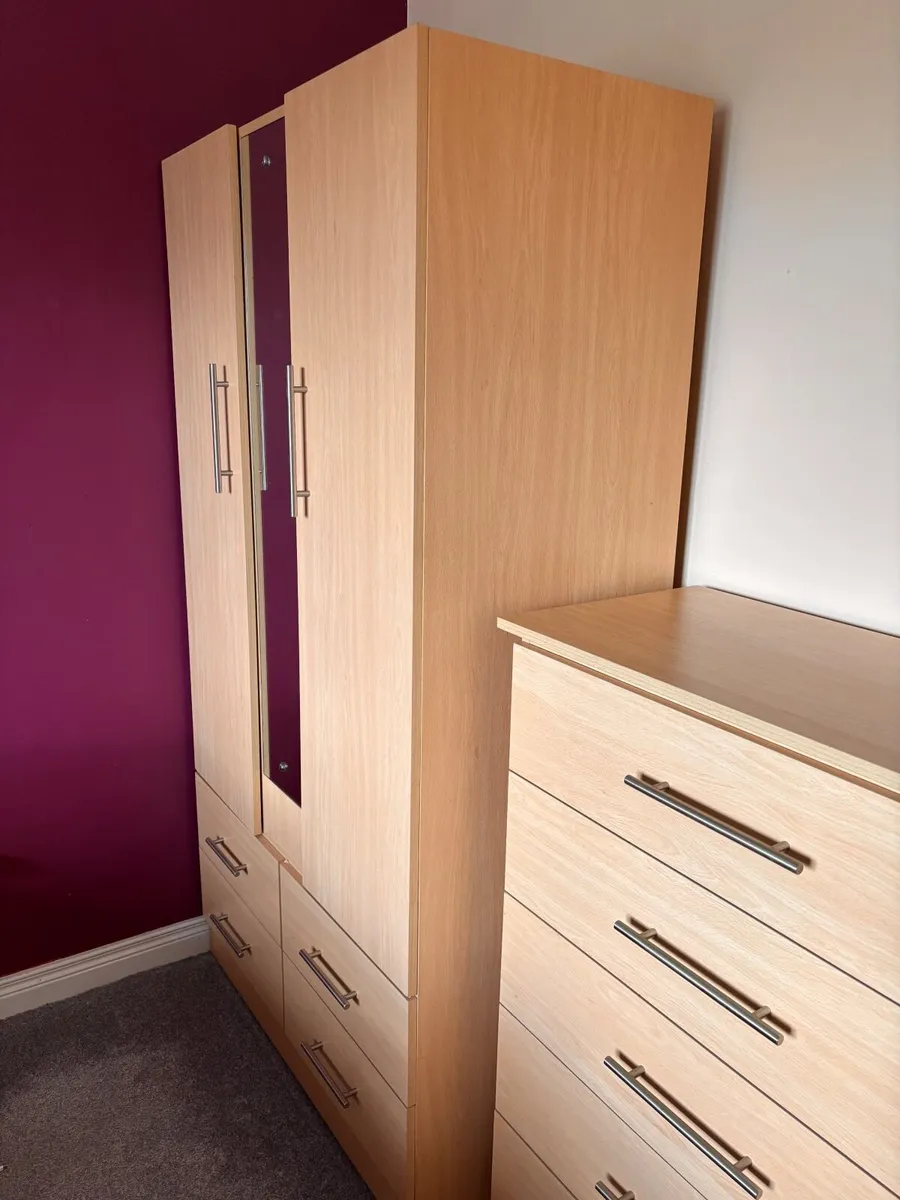 Wardrobe, chest of drawers and bed side locker - Image 3