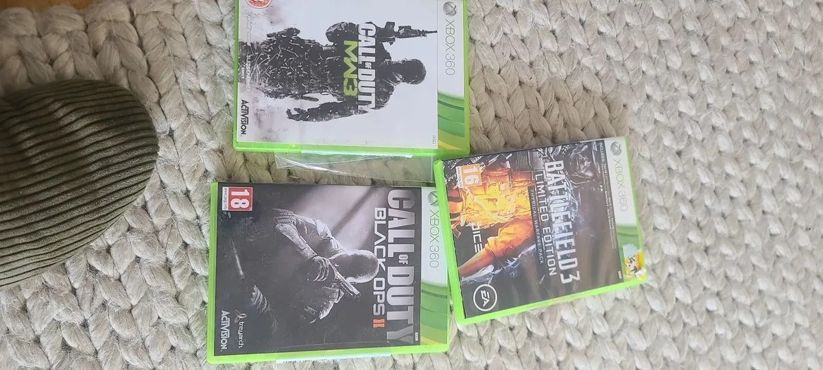 Xbox 360 plus games and controllers - Image 4
