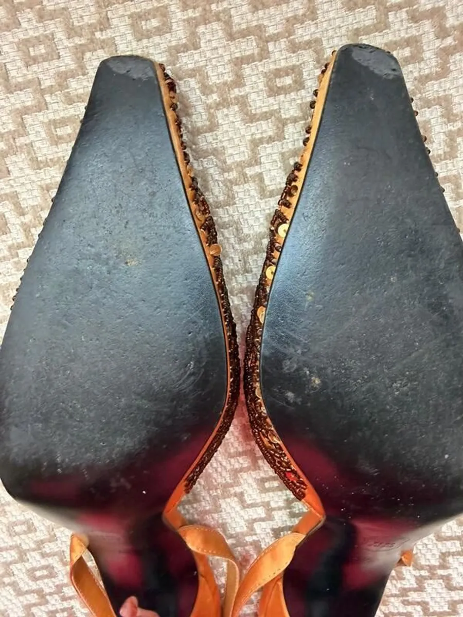 Fabulous Carrie Bradshaw style gold and bronze, embellished sling-backs - Image 3