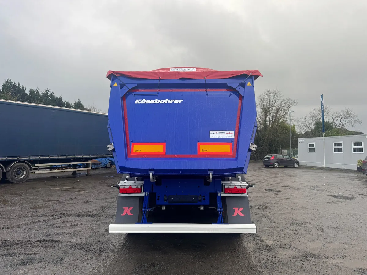 Kassbohrer Tipper - Image 4