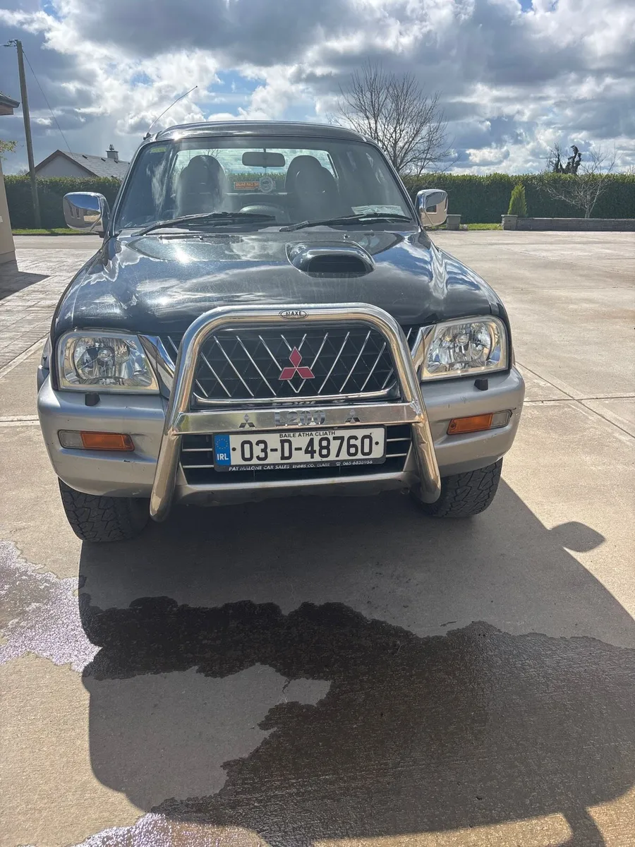 Mitsubishi L200 - Image 1