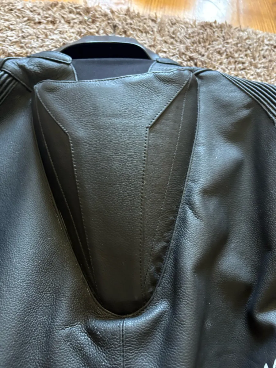 RST TracTech Evo 3 Leather Suit - Image 4