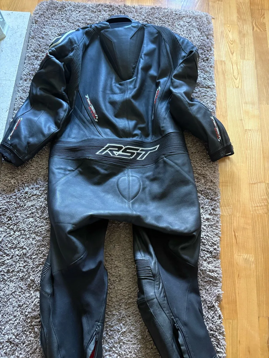 RST TracTech Evo 3 Leather Suit - Image 2