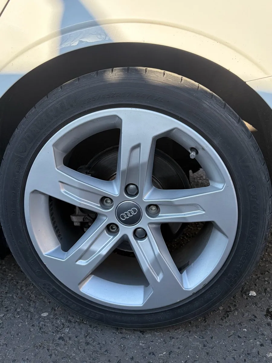 Tyres 225/45ZR17 with wheels - Image 2