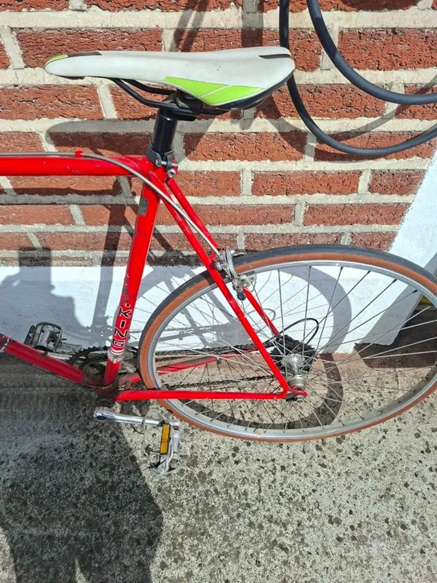 Racing Bike - Image 2