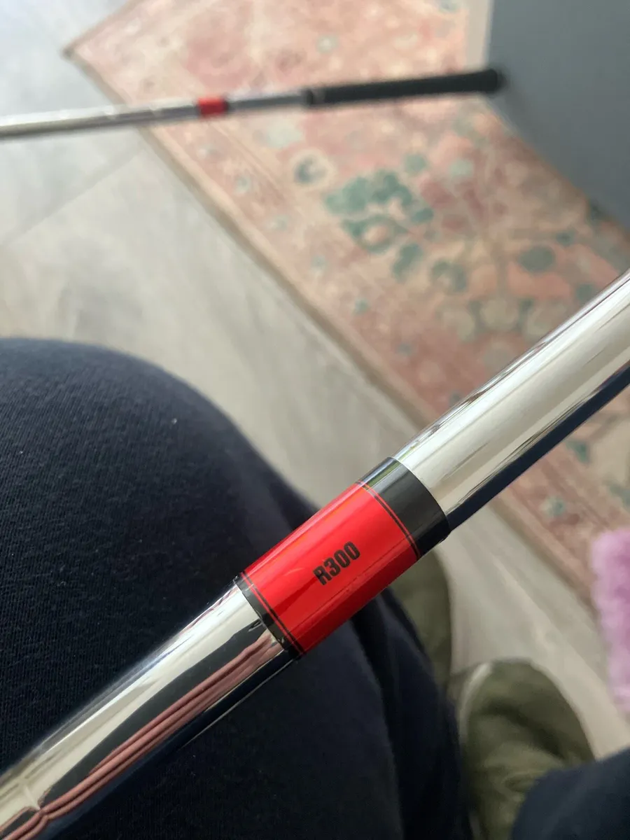 Mizuno mx25 3 and 4 iron reg shaft great condition - Image 3