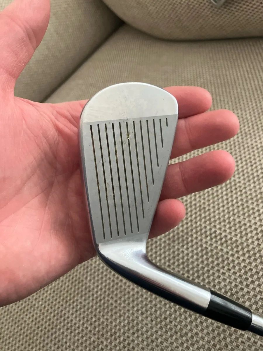 Mizuno mx25 3 iron reg shaft great condition - Image 3