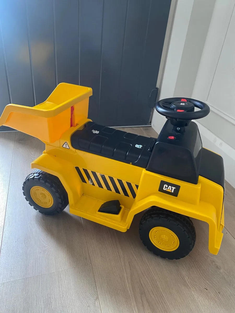 Electric Ride On CAT Truck - Image 2