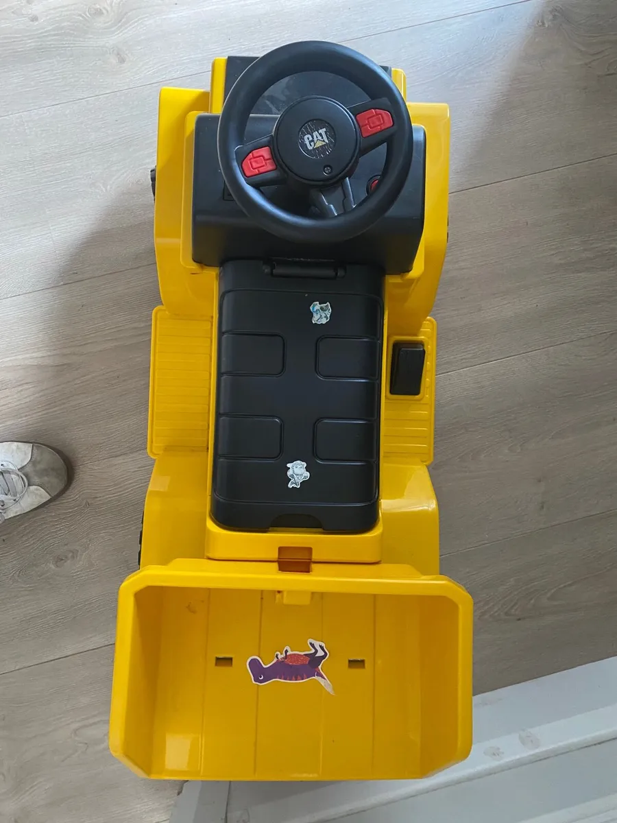 Electric Ride On CAT Truck - Image 3