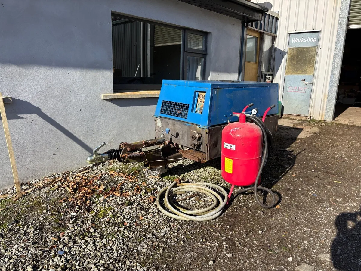 Sandblaster and Diesel Compressor - Image 1