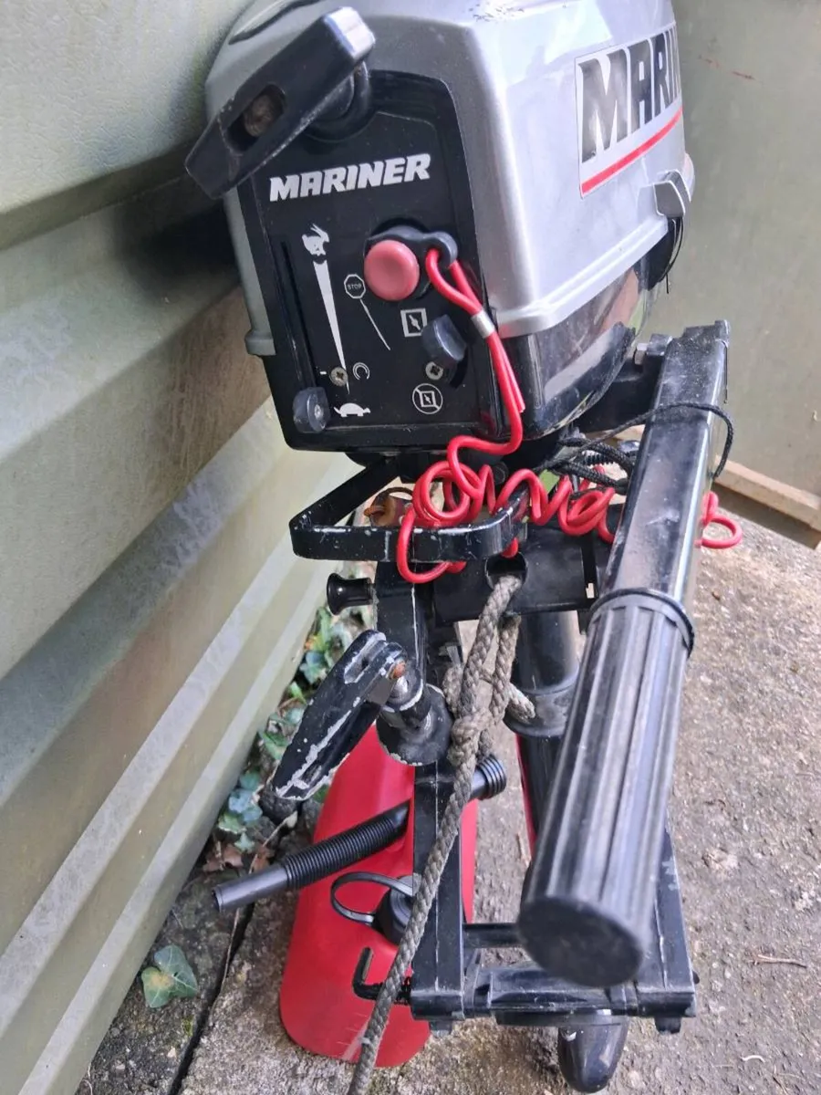 2.3 mtr Dinghy plus 3.3 hp Mariner outboard engine - Image 4