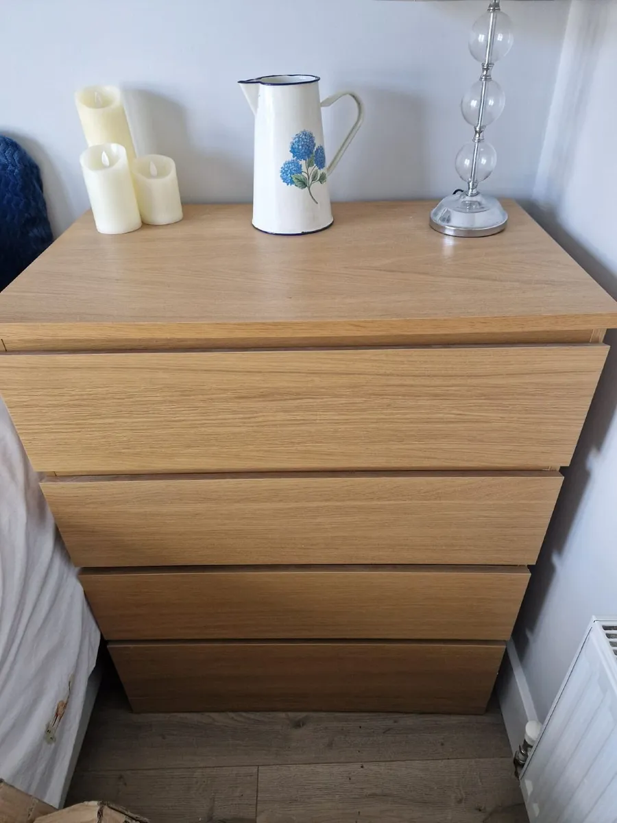 Chest of Drawers