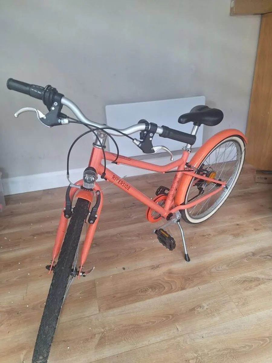 Kids bike Riverside like new - Image 2