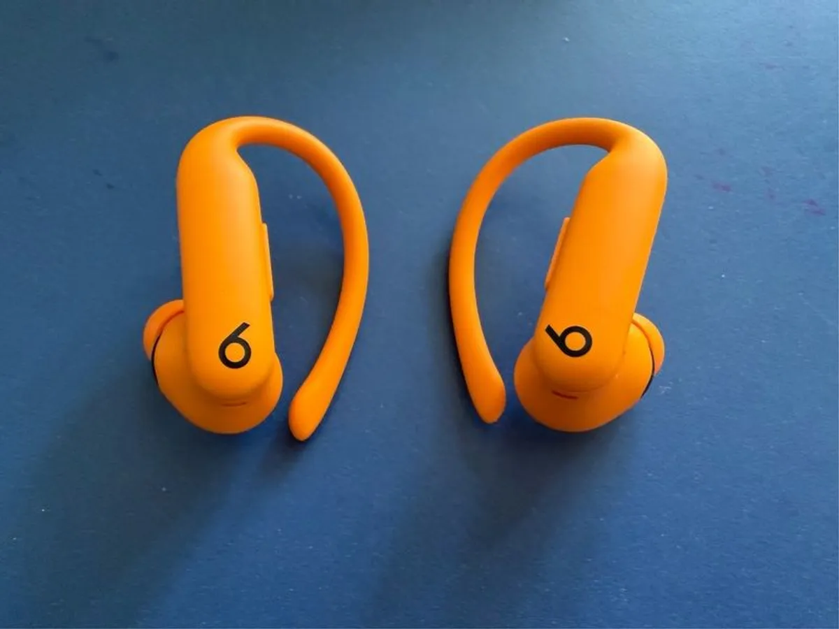 Power Beats Pro 2 - Image 2