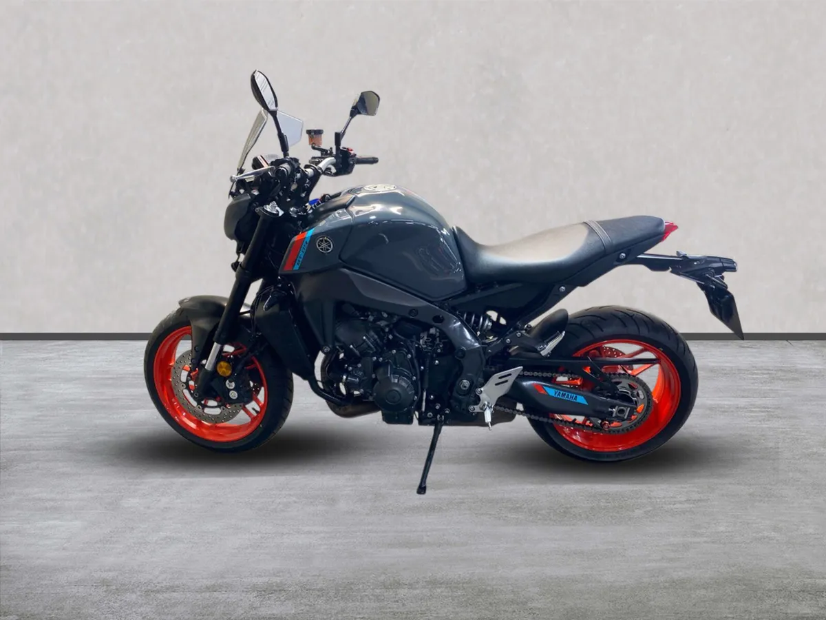YAMAHA MT-09 ABS with Extras, NI Registered - Image 2