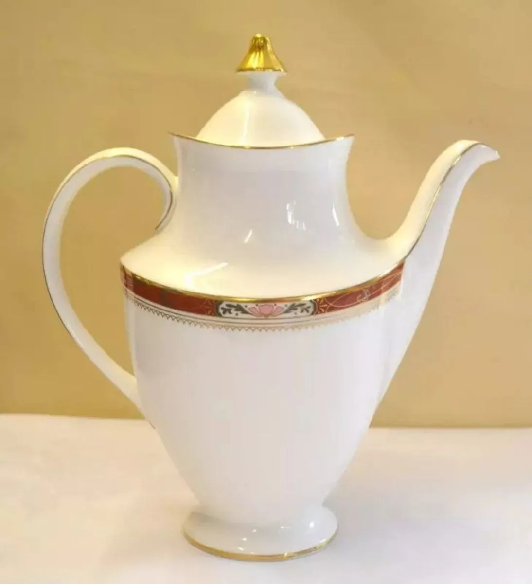 Vintage Royal Doulton 'Sandon' Coffee Pot - Image 4
