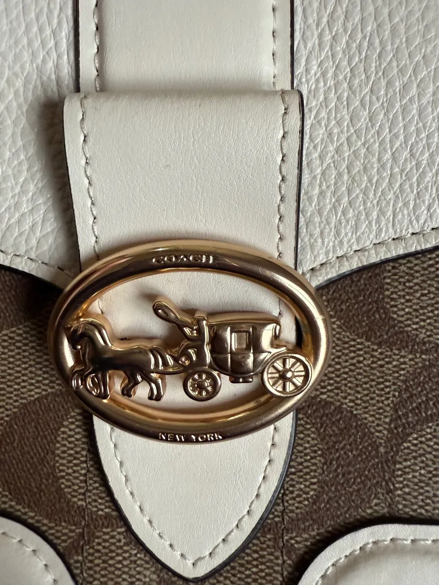 Coach wallet on chain Bag - Image 3
