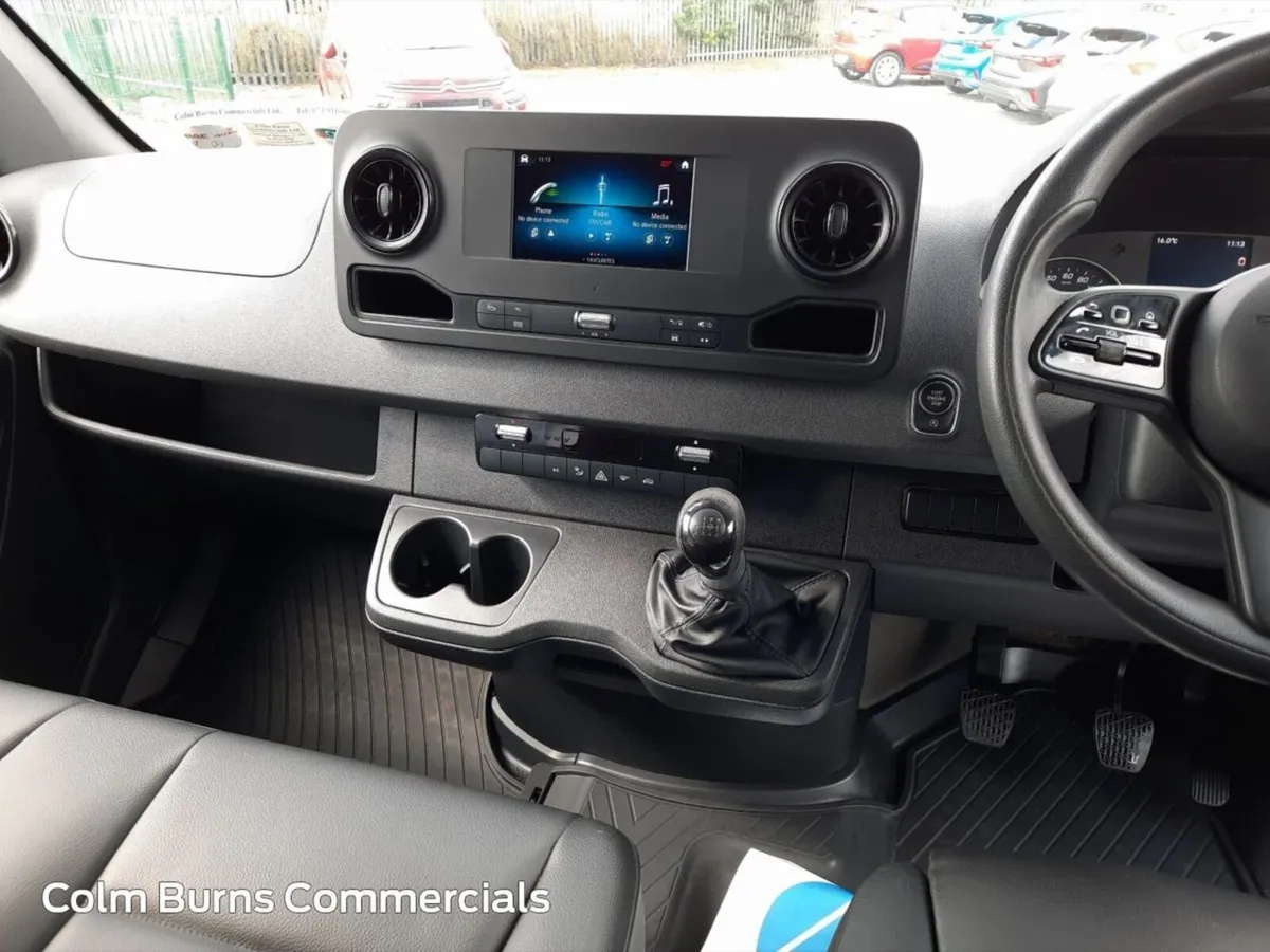 Mercedes-Benz Sprinter SPRINTER 317/43 EU6 VAN 6DR - Image 3