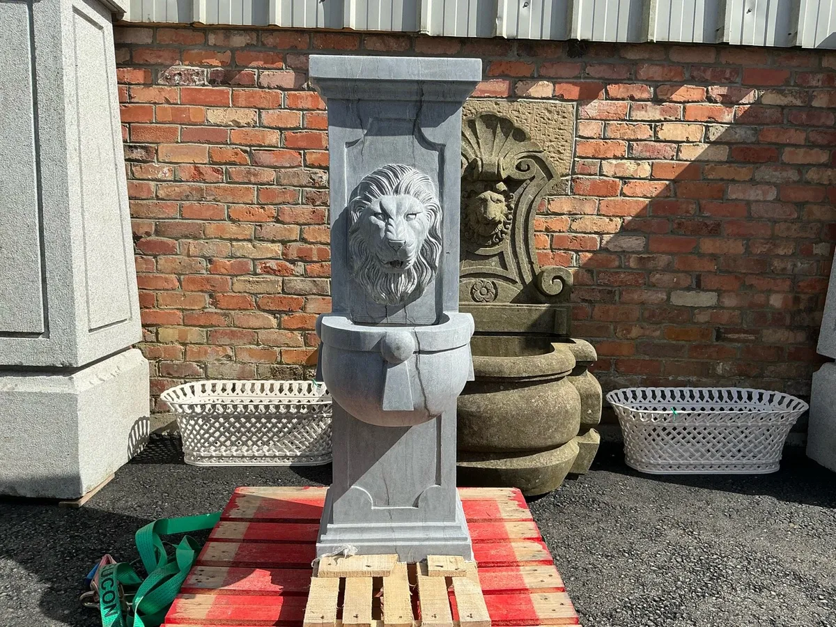 Selection of limestone wall fountains - Image 2
