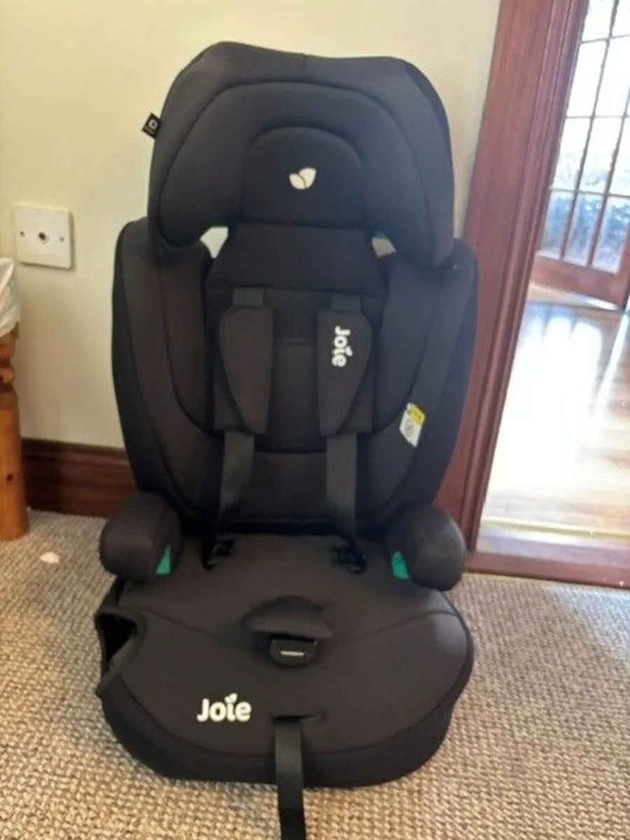Joie Car seat - Image 1