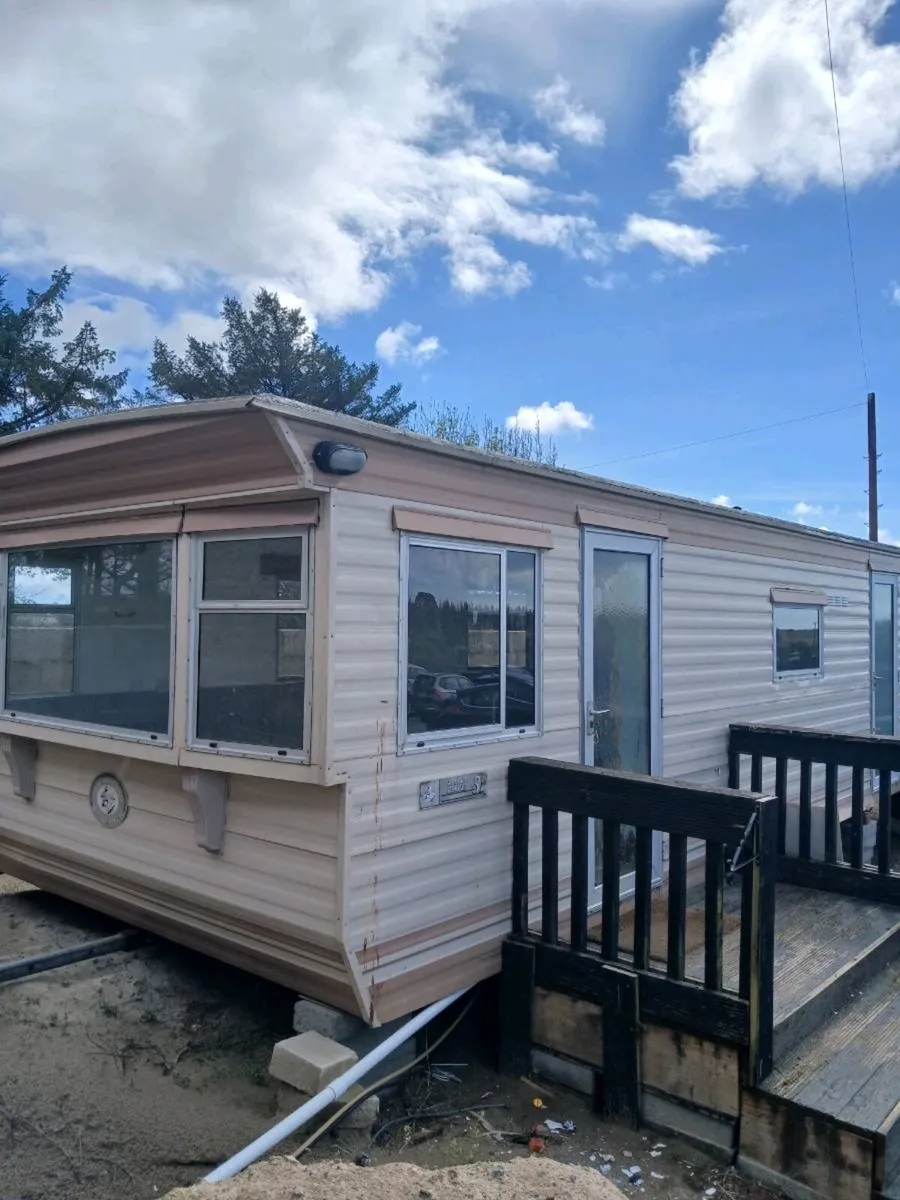 Mobile home - Image 1