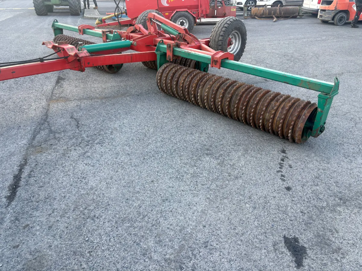 Kverneland 6.3m Ring Roller - Image 2