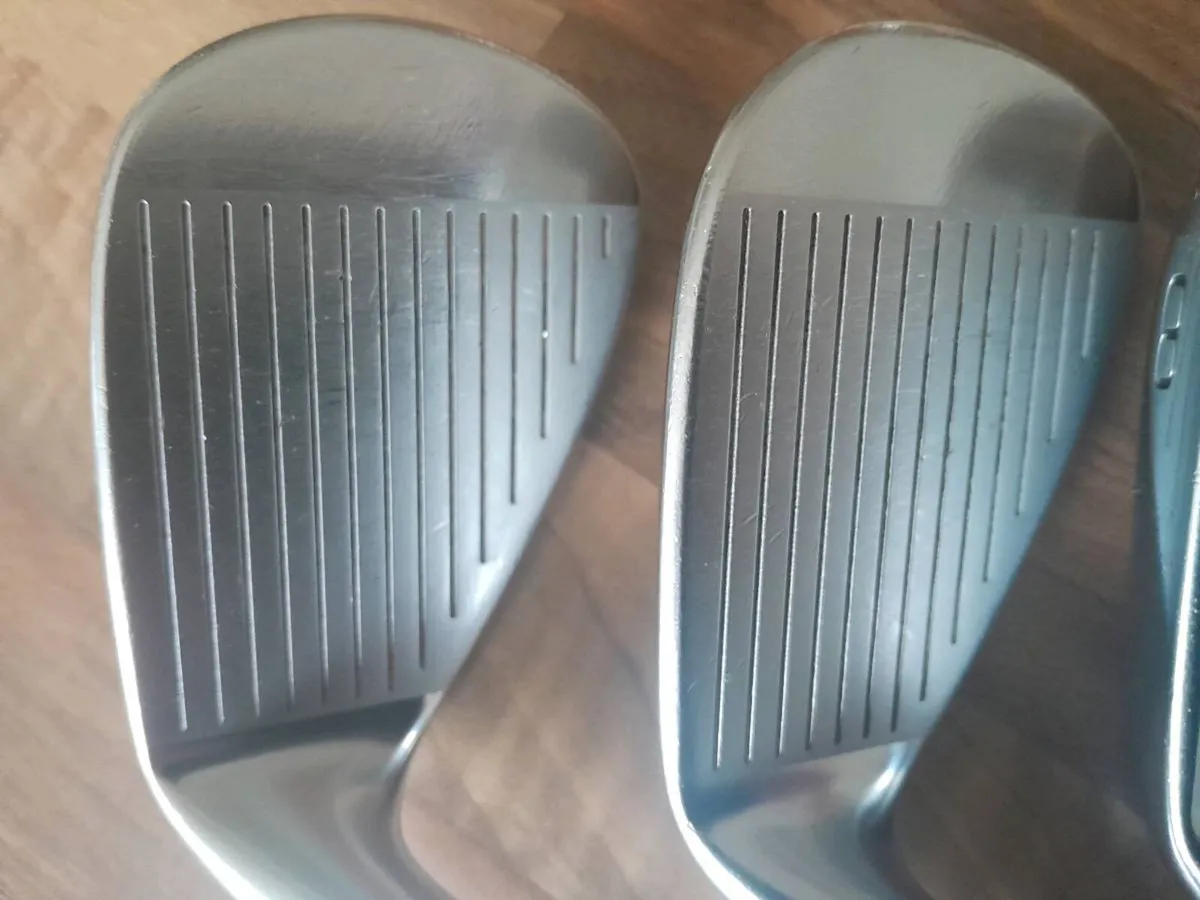 Mizuno Pro irons - Image 2