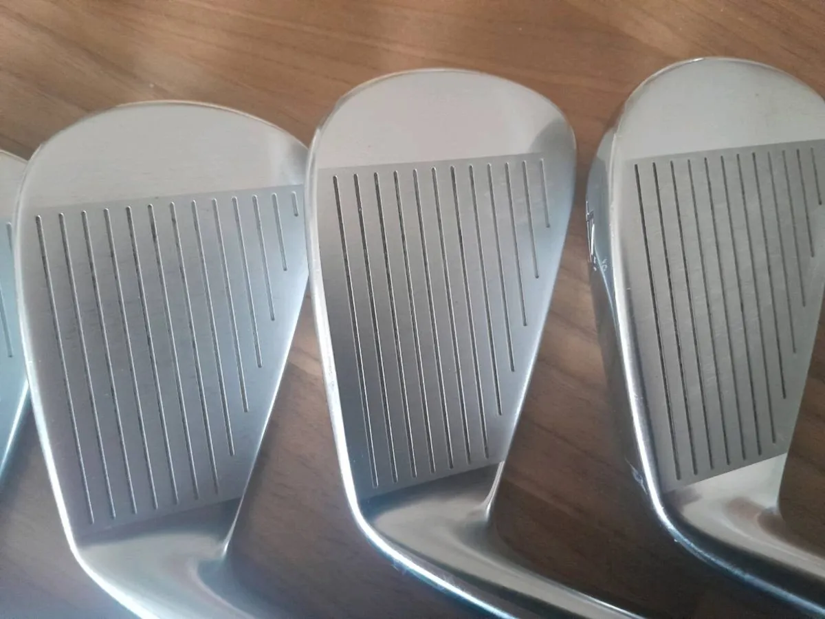 Mizuno Pro irons - Image 4