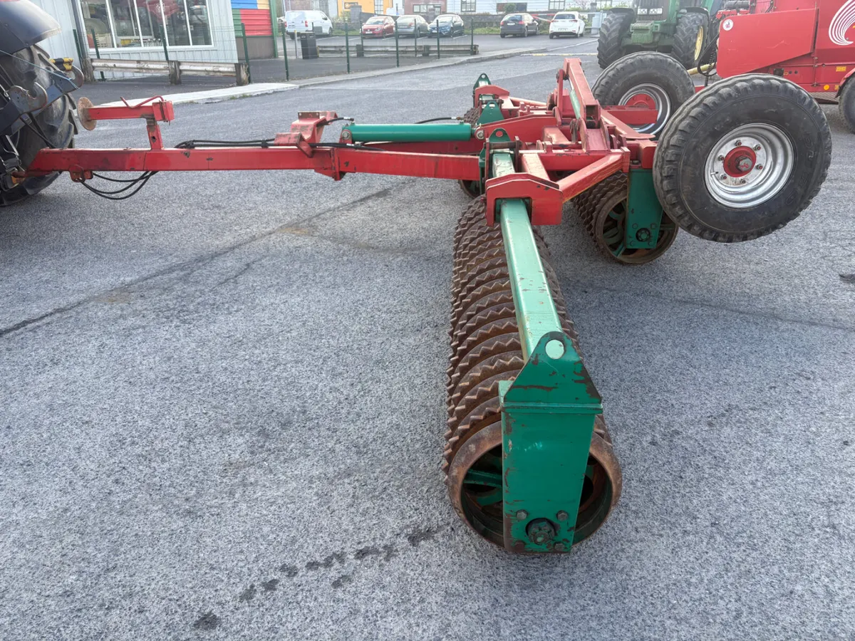 Kverneland 6.3m Ring Roller - Image 3