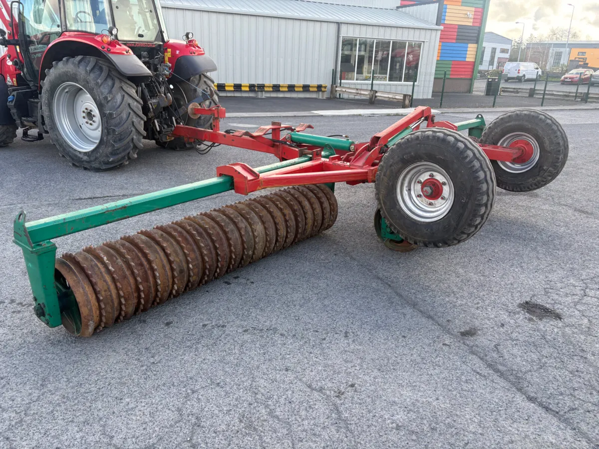 Kverneland 6.3m Ring Roller - Image 4