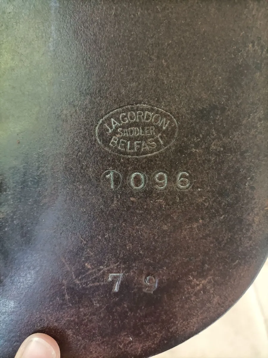 Riding saddle brown leather - Image 3