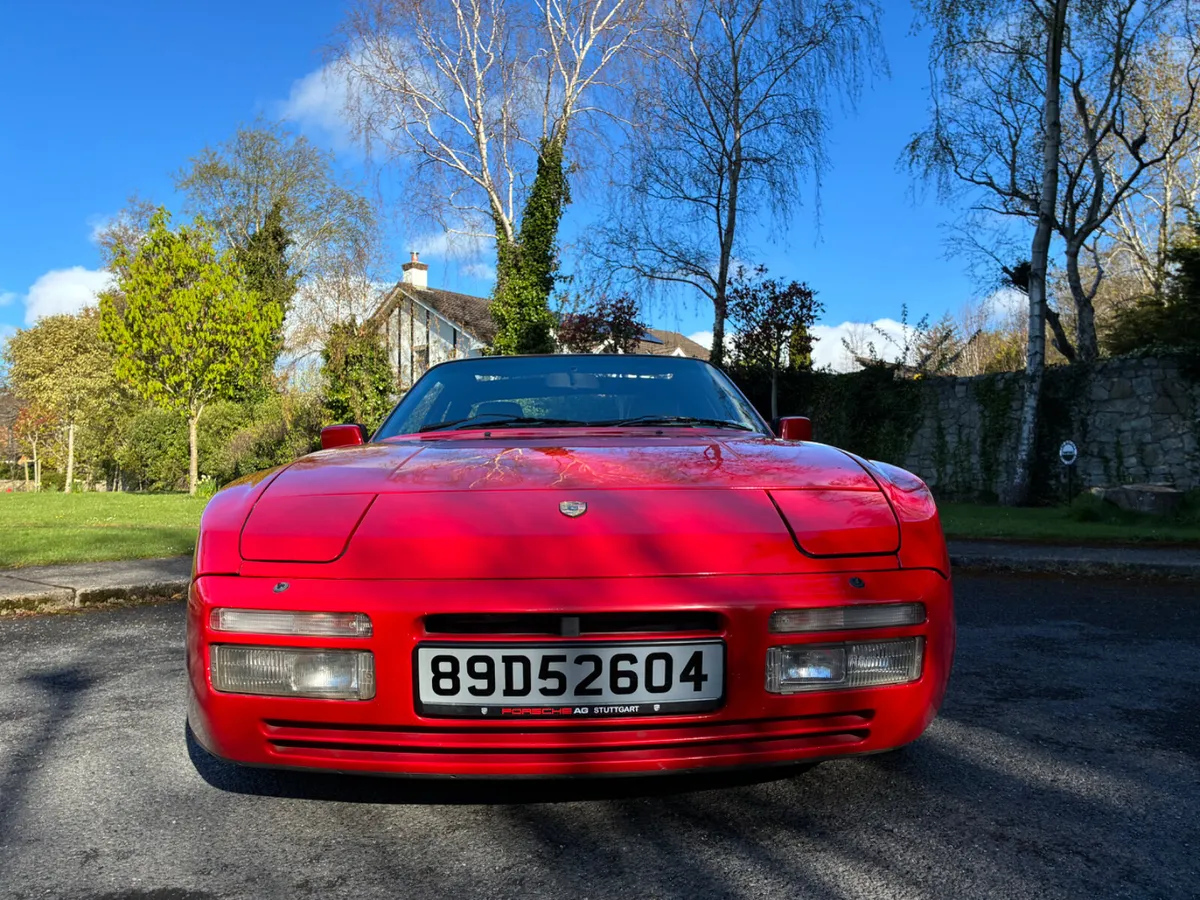 Porsche 944 Turbo - Image 2
