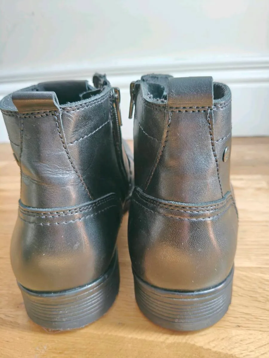 Black zip boots leather - Image 3