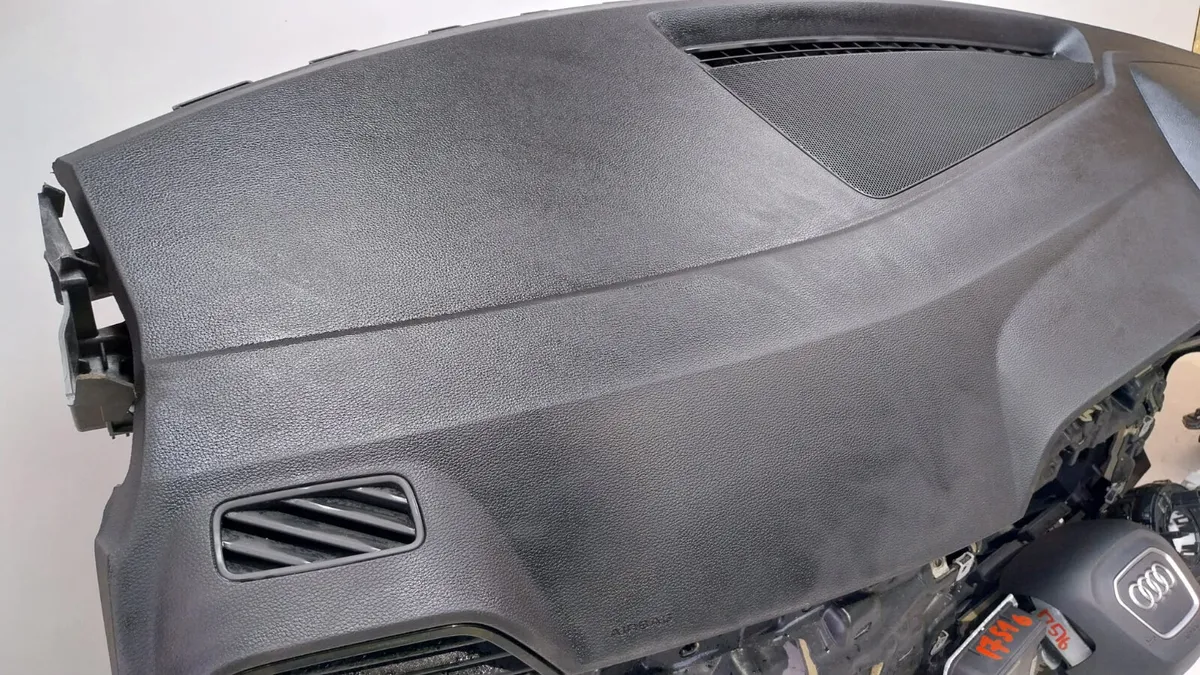 2022 Audi Q3 Airbag Set - Image 3