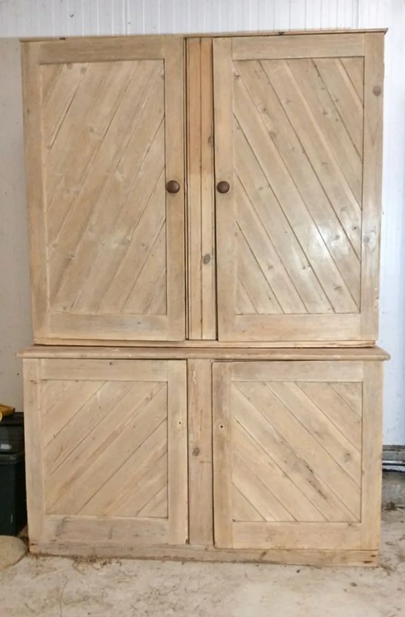 Cornish Dresser Cupboard - Image 1