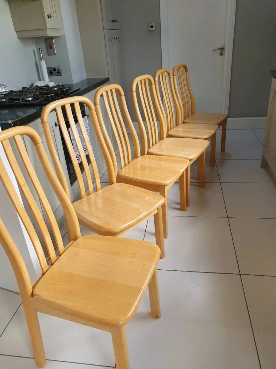 Set of 6 solid wood dining chair - Image 3