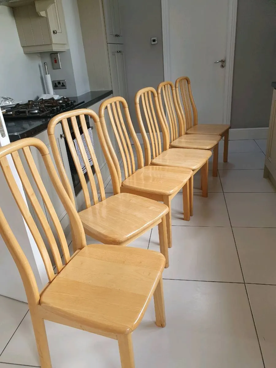 Set of 6 solid wood dining chair - Image 1