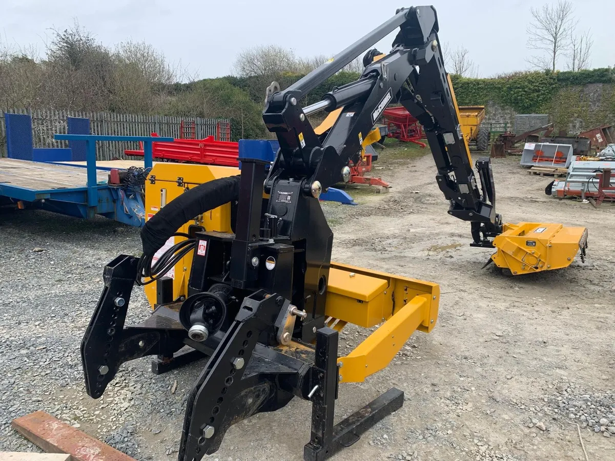 MCCONNEL PA7282-70T VFR REV - Image 3