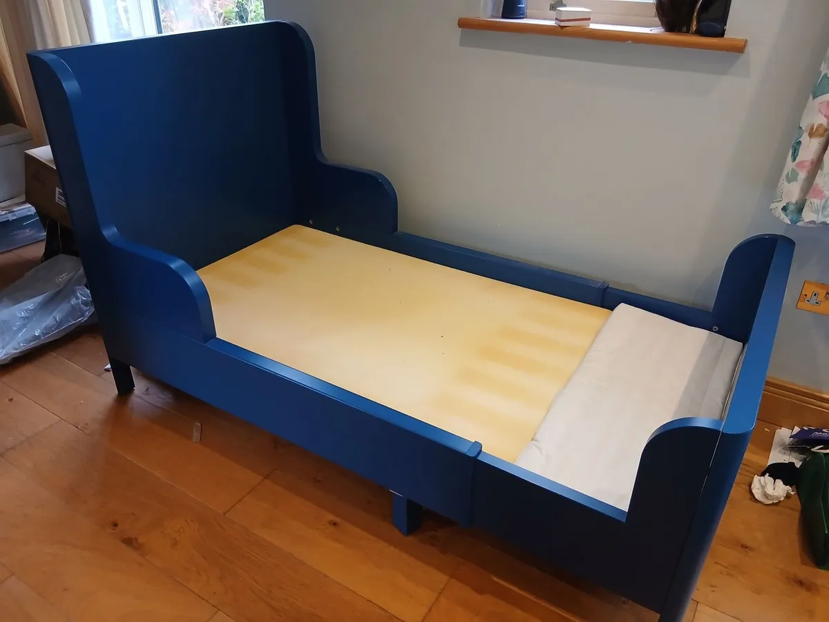 extendable kids bed - never used - Image 2